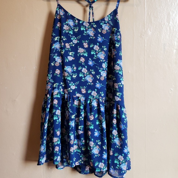 Hem & Thread Blue Floral Strappy Halter Dress LG - Picture 2 of 8